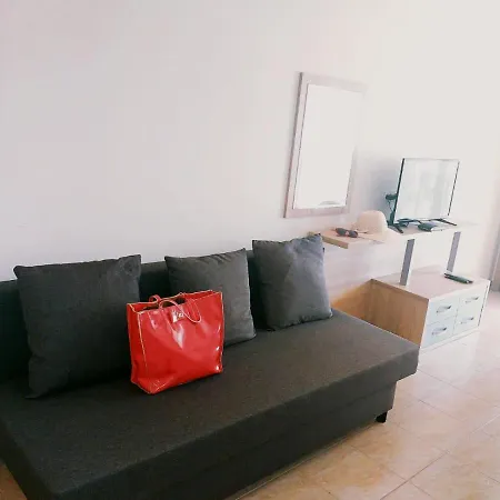 דירה Apartament Andalusia Beach Hotel אלניטה